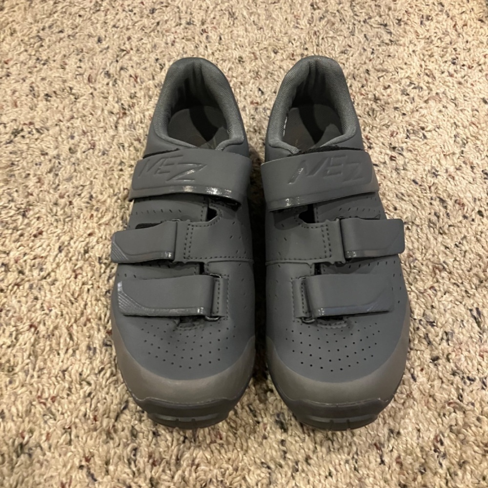 Shimano Women's Pedaling Performance Mountain Bike Shoes SH-ME201 GRAY Sz 40 - Picture 3 of 10